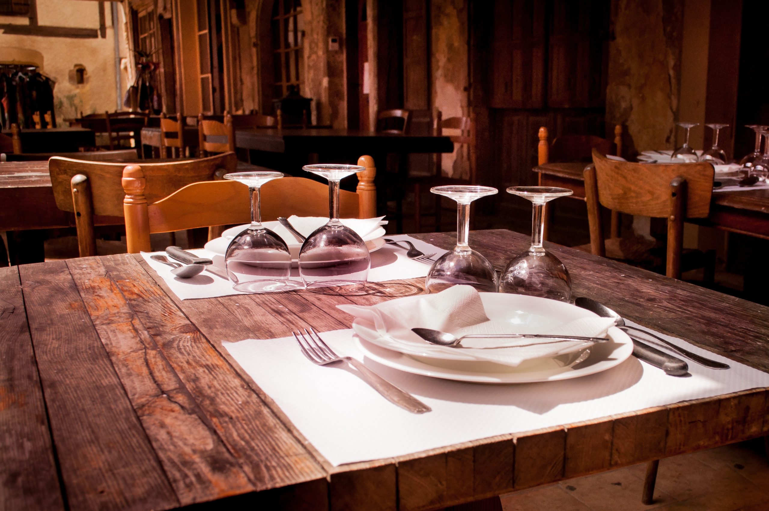 lareira-ecológica-restaurante-Sala-Rústica